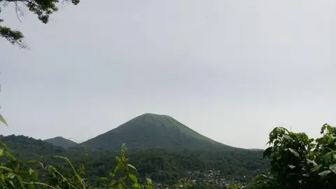 Gunung Lokon 2
